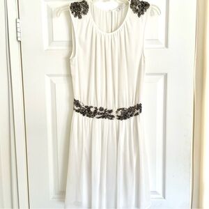 zara white beaded dress Beaded high neck dress with floor length sleeves- ZARA – missodd.com main image 1